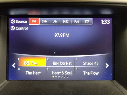 Used 2020 Nissan Pathfinder S image 25