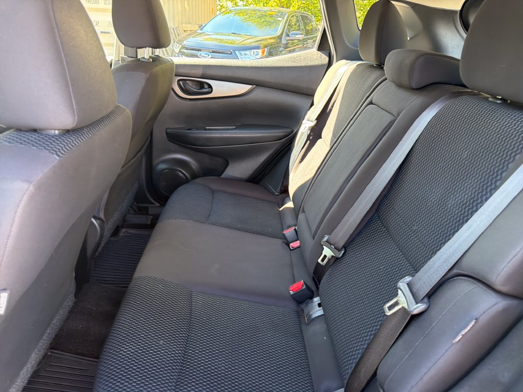 Used 2020 Nissan Rogue Sport S w/ Appearance Package FWD image 30