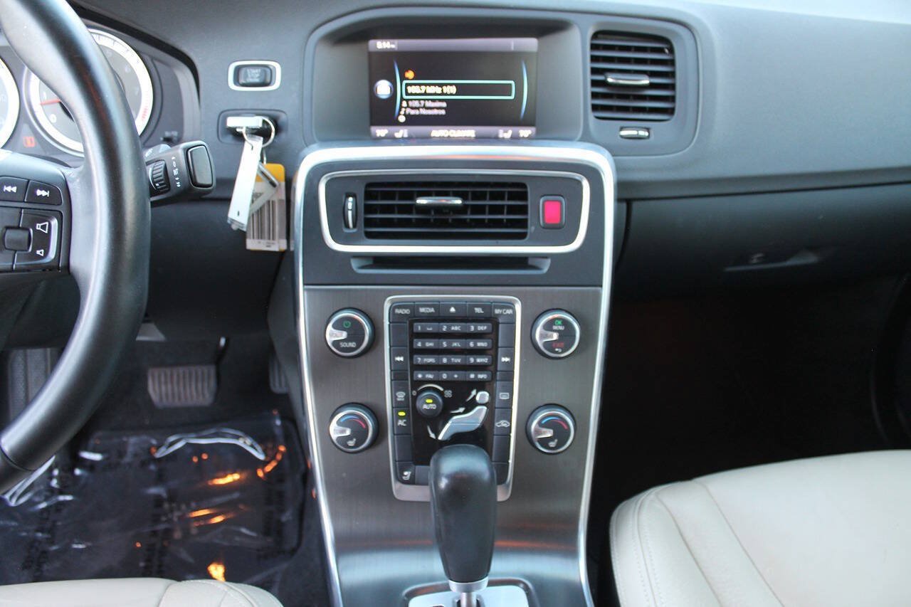 Used 2012 Volvo S60 T5 w/ Climate Pkg FWD image 31