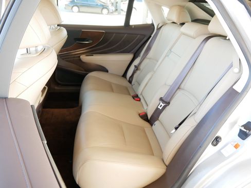 Used 2019 Lexus LS 500 image 20