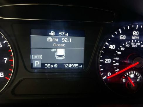 Used 2019 Kia Sorento L image 13