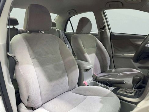 Used 2010 Toyota Corolla LE image 41