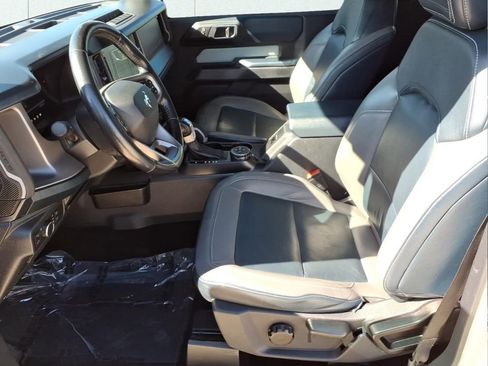 Used 2021 Ford Bronco Outer Banks w/ Sasquatch Package image 15