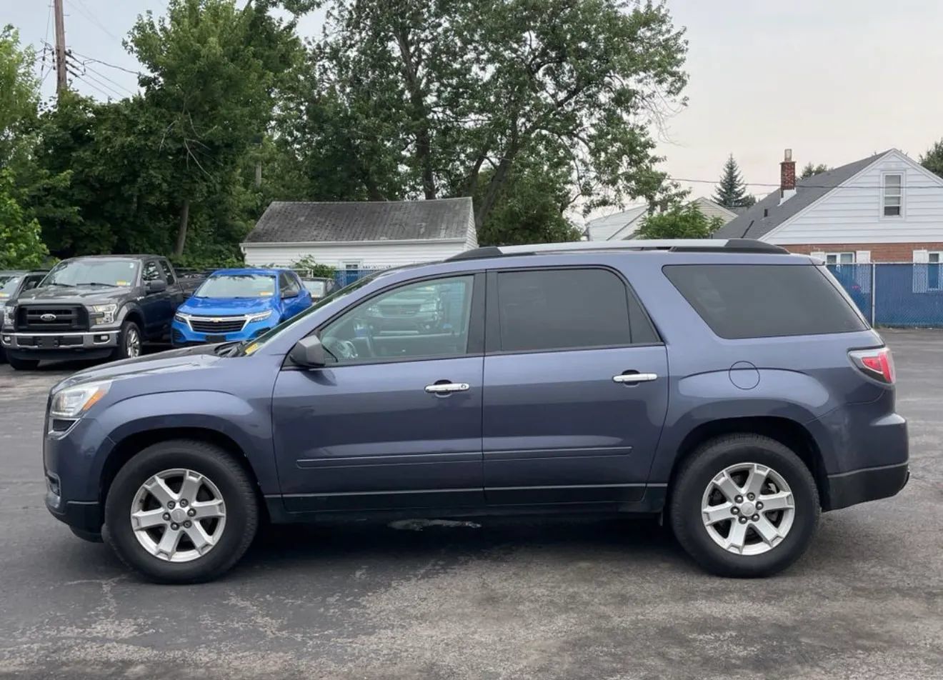 Used 2014 GMC Acadia SLE AWD/4WD image 4