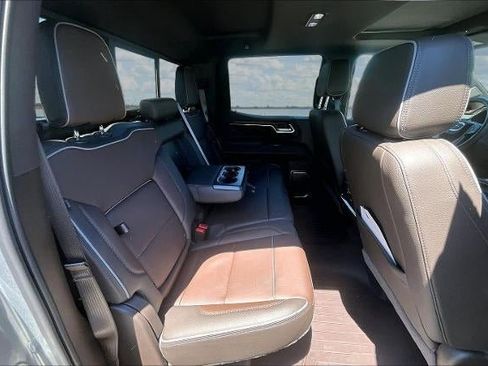 Used 2024 GMC Sierra 1500 Denali w/ Denali Reserve Package AWD/4WD image 26