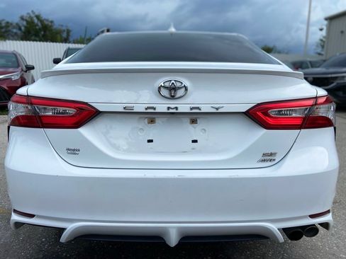 Used 2020 Toyota Camry SE AWD/4WD image 4