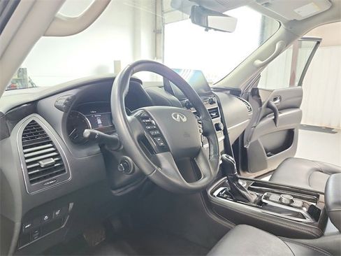 Used 2024 INFINITI QX80 Luxe image 18