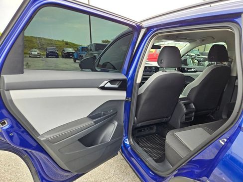Used 2024 Volkswagen Taos S AWD/4WD image 25