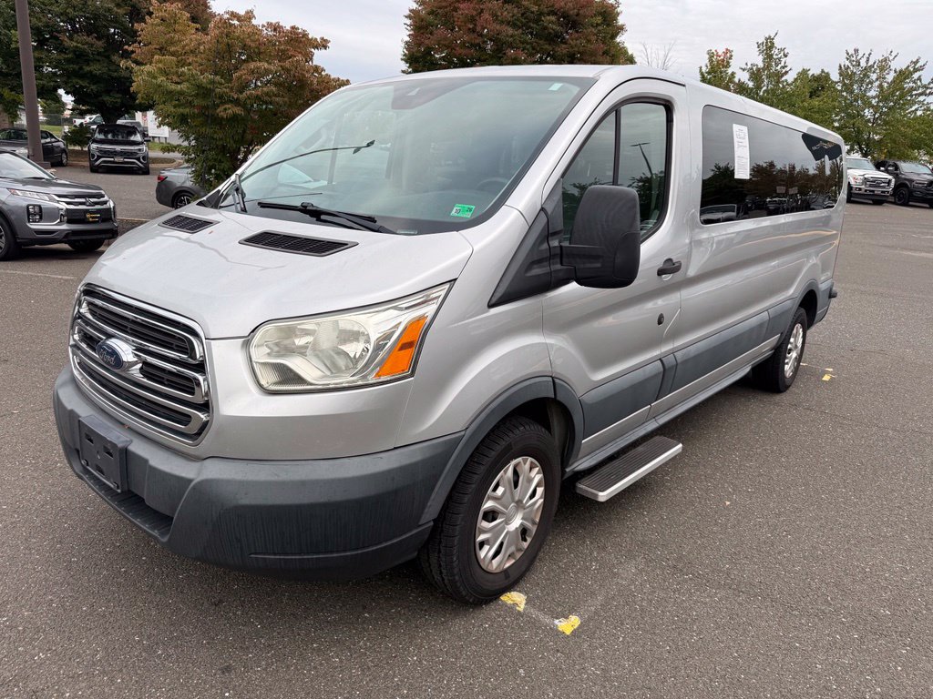 Used 2015 Ford Transit 350 XLT RWD image 3