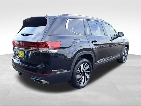New 2025 Volkswagen Atlas SEL image 6