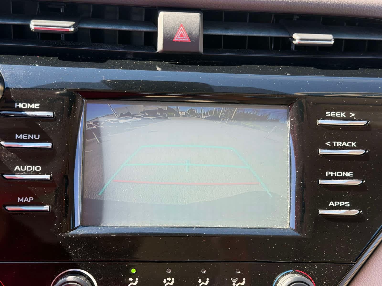 Used 2019 Toyota Camry LE FWD image 22