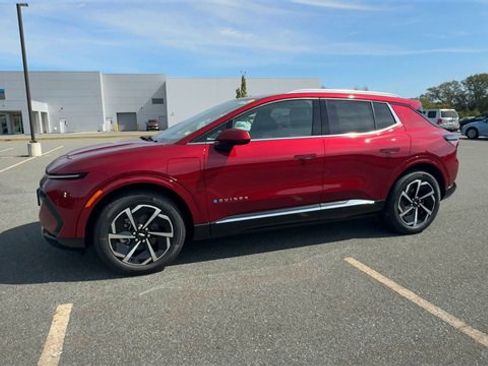 New 2025 Chevrolet Equinox EV LT image 5