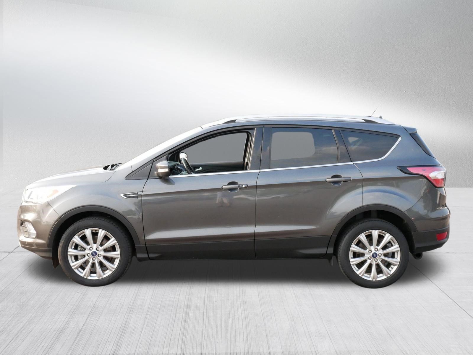 Used 2018 Ford Escape Titanium AWD/4WD image 4