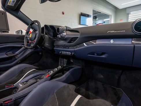 Certified 2023 Ferrari F8 Tributo RWD image 21