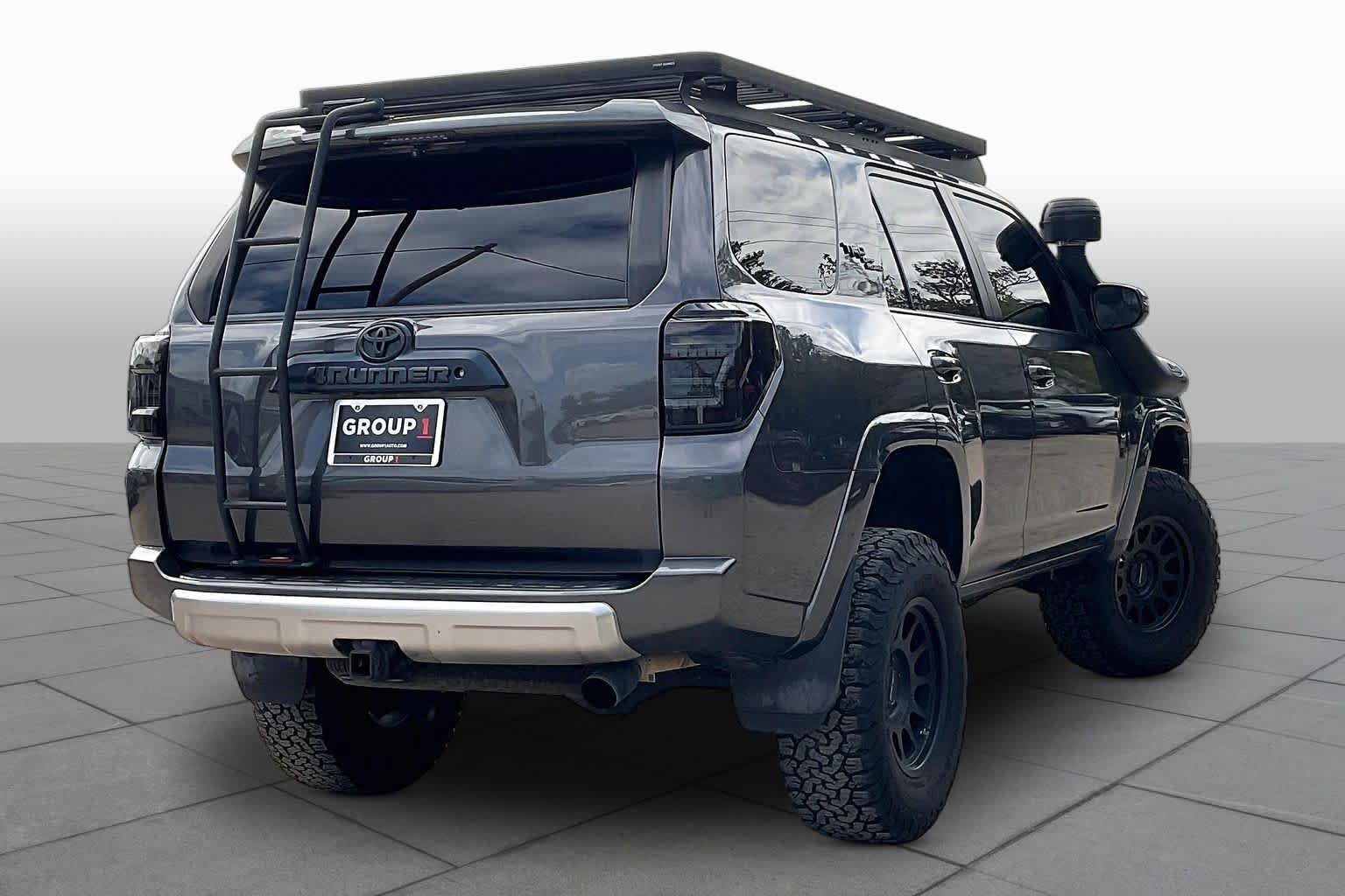 Used 2019 Toyota 4Runner TRD Off-Road Premium AWD/4WD image 13