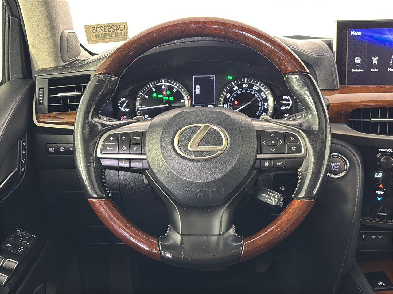Used 2018 Lexus LX 570 4WD w/ Luxury Package image 10