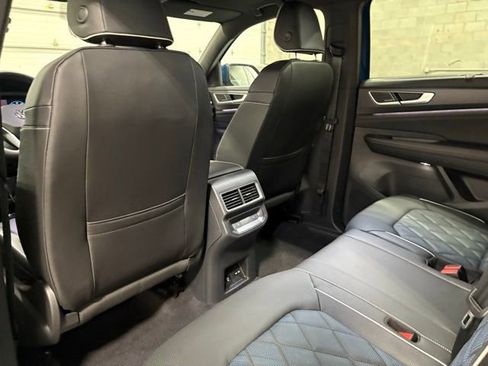 New 2026 Volkswagen Atlas Cross Sport SEL Premium R-Line AWD/4WD image 11