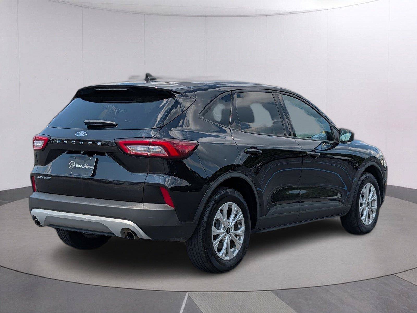 Used 2025 Ford Escape Active FWD image 5