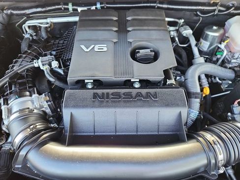 Certified 2023 Nissan Frontier SV w/ SV Convenience Package AWD/4WD image 14