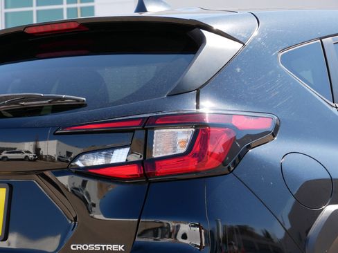 Used 2024 Subaru Crosstrek 2.0i AWD/4WD image 17
