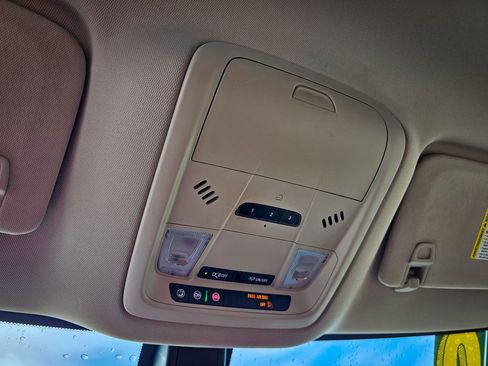 Used 2020 Buick Enclave Essence w/ Sound and Sites Package image 29