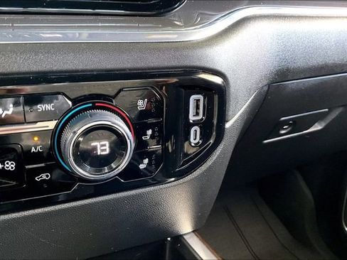 Used 2024 Chevrolet Silverado 1500 High Country w/ High Country Premium Package AWD/4WD image 24