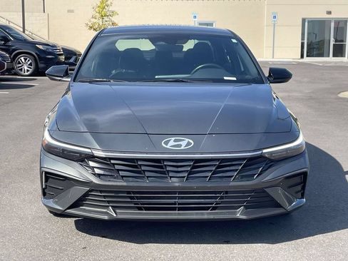Certified 2025 Hyundai Elantra Sport FWD image 8