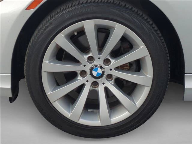 Used 2010 BMW 328i Sedan RWD image 22