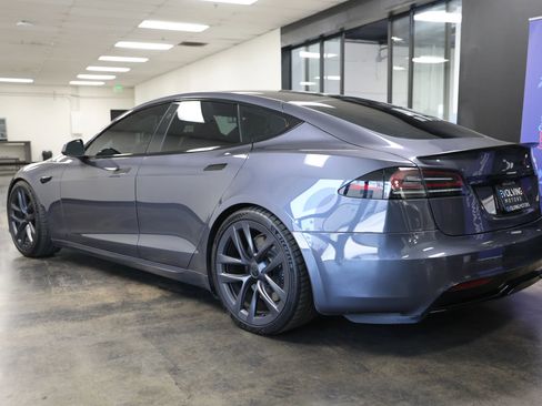 Used 2022 Tesla Model S Plaid AWD/4WD image 9