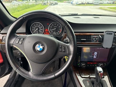 Used 2013 BMW 328i Convertible RWD image 7