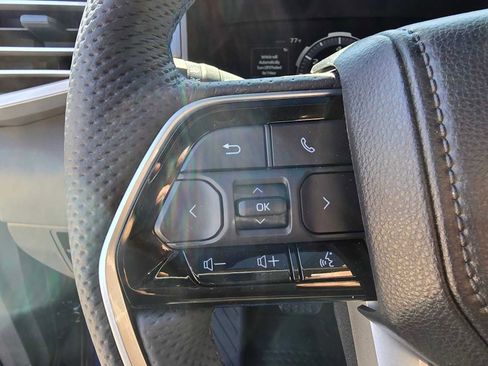 New 2025 Toyota Tundra Platinum AWD/4WD image 30