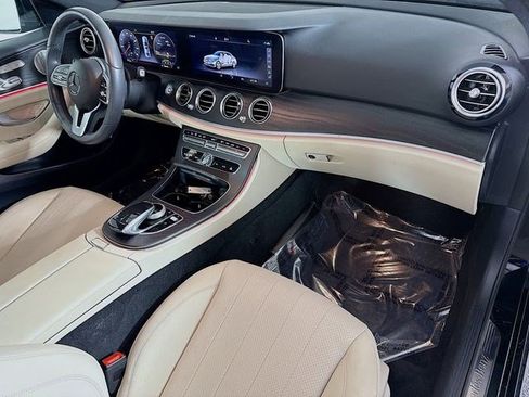 Used 2019 Mercedes-Benz E 300 image 34
