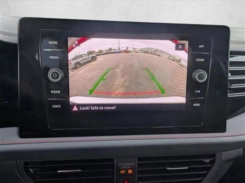 Used 2025 Volkswagen Jetta GLI Autobahn FWD image 12