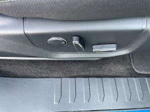 Used 2018 Ford F150 XLT w/ Equipment Group 302A Luxury image 54