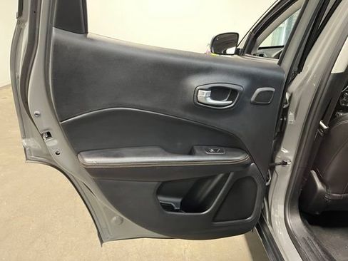 Used 2021 Jeep Compass Limited w/ Sun and Sound Group FWD image 18