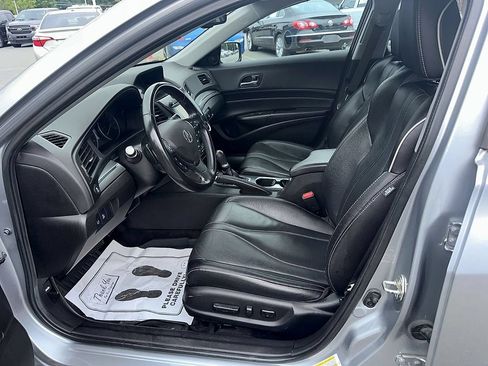 Used 2019 Acura ILX FWD image 12