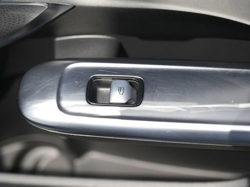 Used 2024 Mercedes-Benz C 63 AMG S image 42