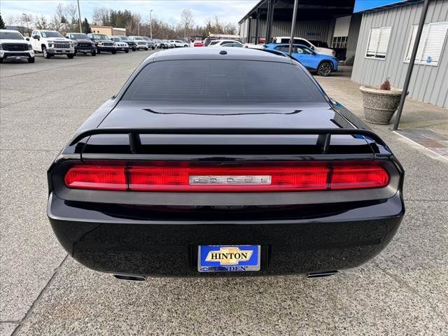 Used 2012 Dodge Challenger R/T RWD image 5