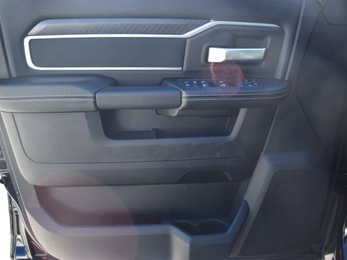 New 2026 RAM 2500 Big Horn AWD/4WD image 13
