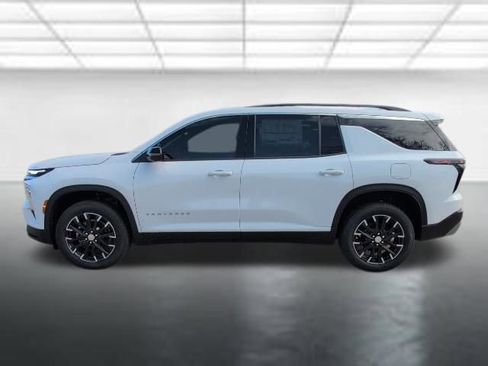 New 2026 Chevrolet Traverse LT w/ Sun and Wheel Package image 32