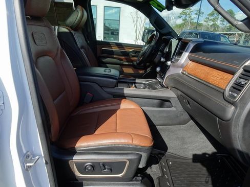 Used 2019 RAM 1500 Limited image 16