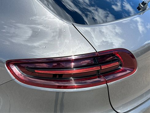 Used 2018 Porsche Macan GTS w/ Premium Package Plus image 32