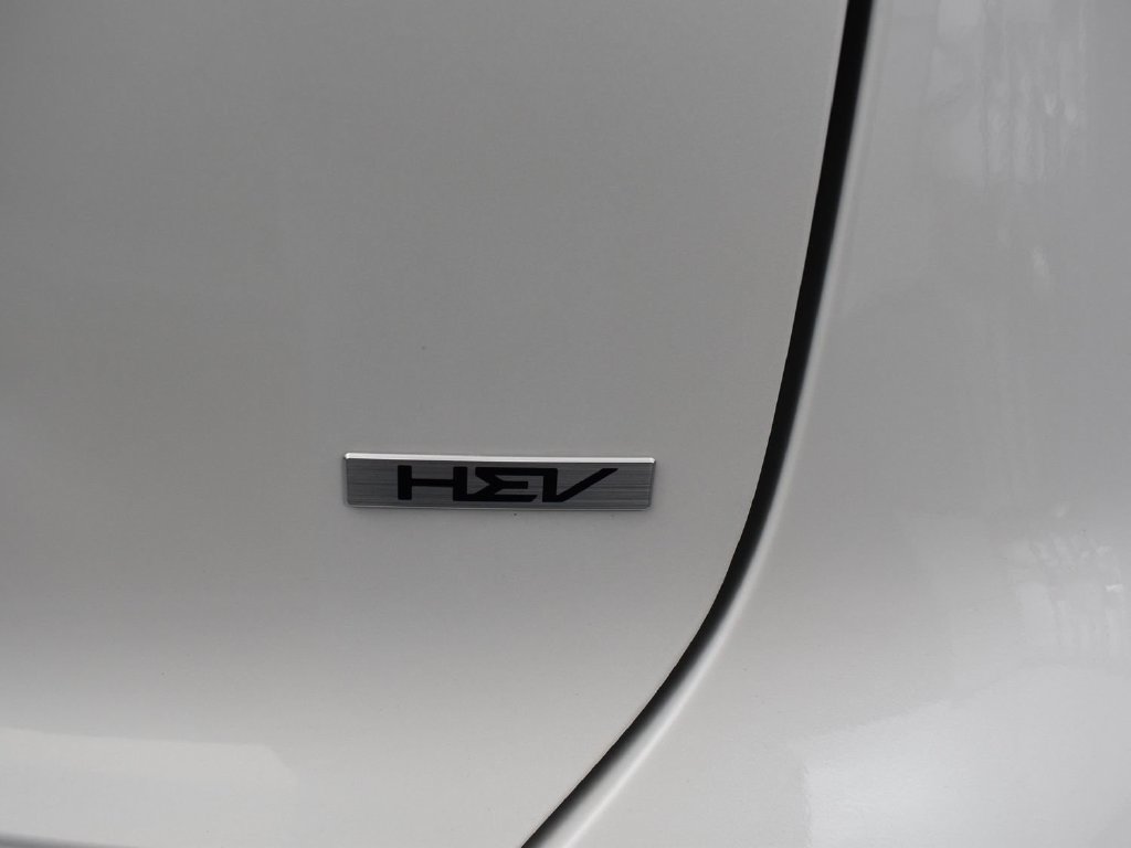 Used 2025 Kia Niro EX FWD image 11