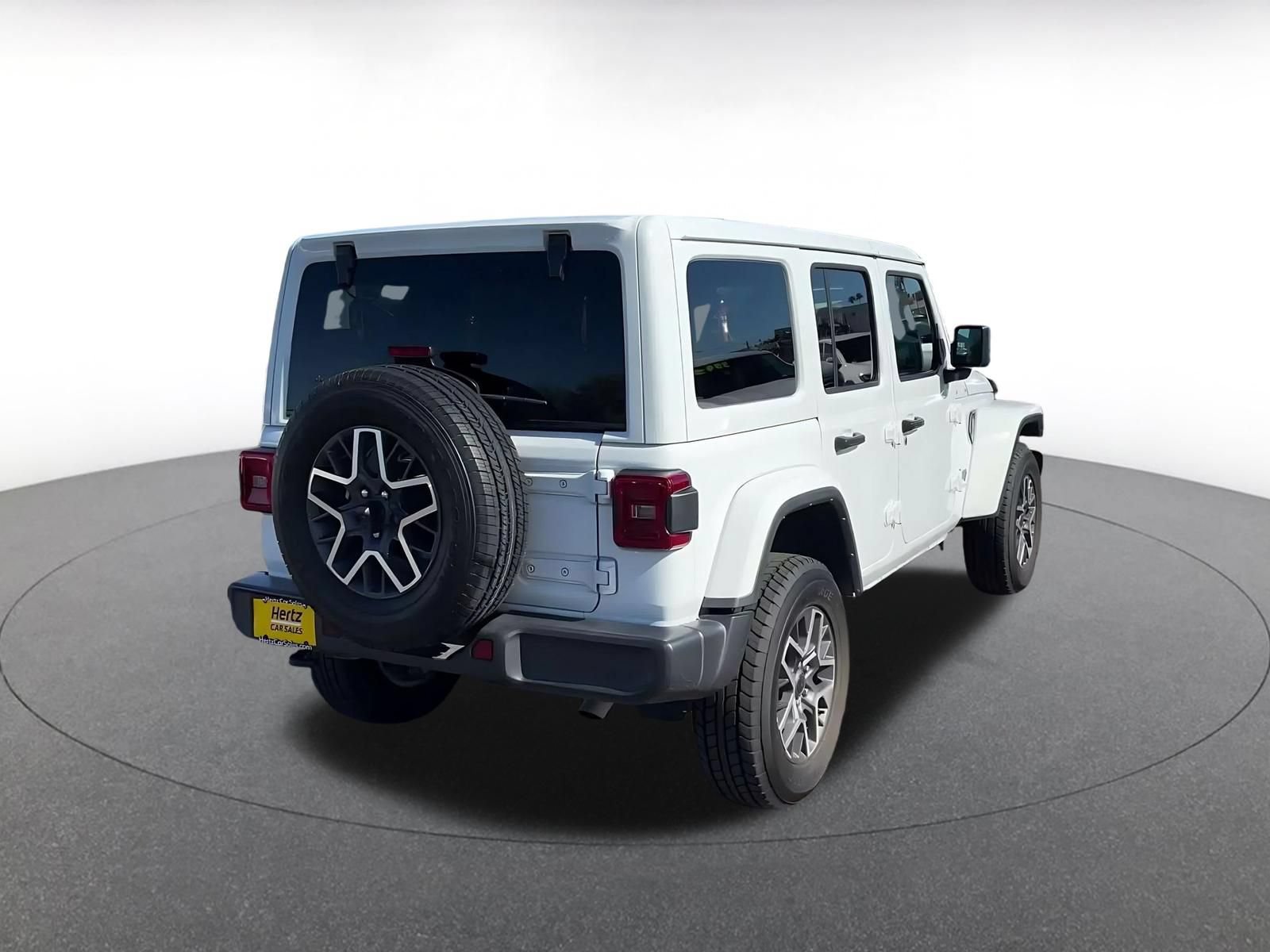 Used 2025 Jeep Wrangler Unlimited Sahara AWD/4WD image 14