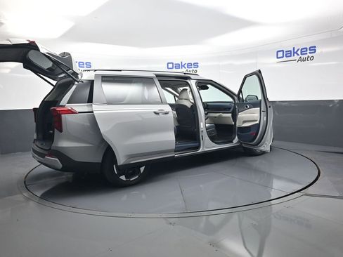 New 2026 Kia Carnival EX FWD image 56