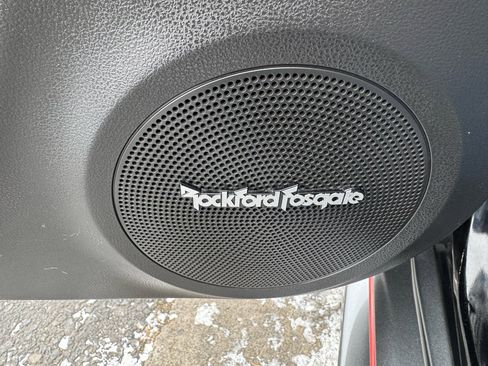 Used 2016 Nissan Juke NISMO image 18