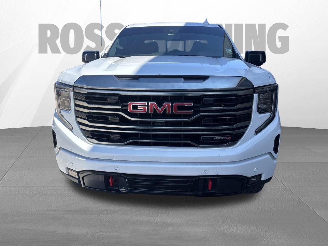 Used 2024 GMC Sierra 1500 AT4 w/ Technology Package AWD/4WD image 2