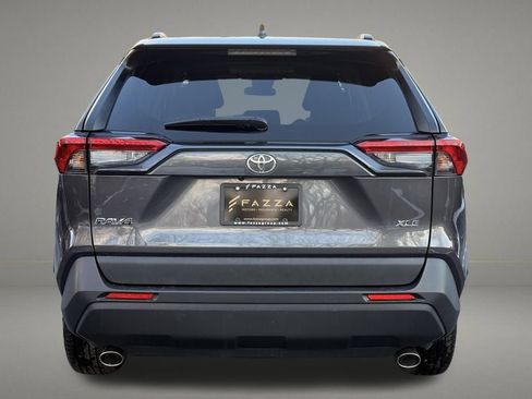 Used 2024 Toyota RAV4 XLE image 4