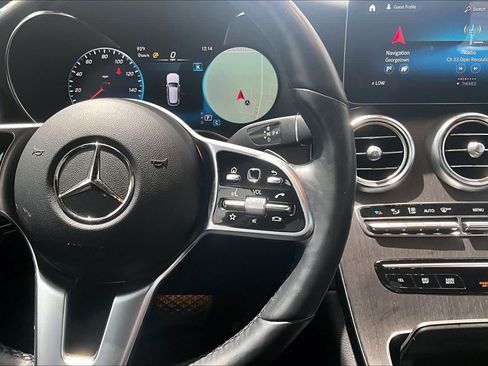 Used 2022 Mercedes-Benz GLC 300 4MATIC image 25