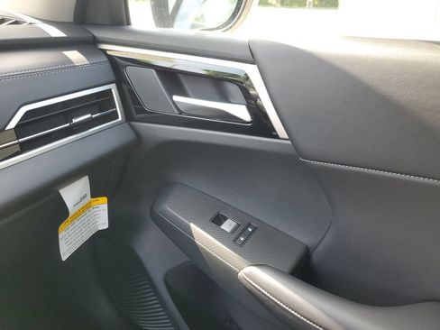 New 2026 Nissan Rogue SL AWD/4WD image 35